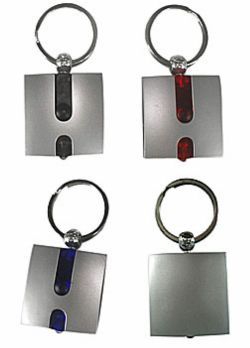 Chaveiro lanterna com formato quadrado cód. 7557